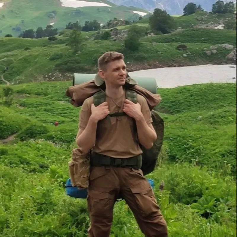 Дмитрий Савельев