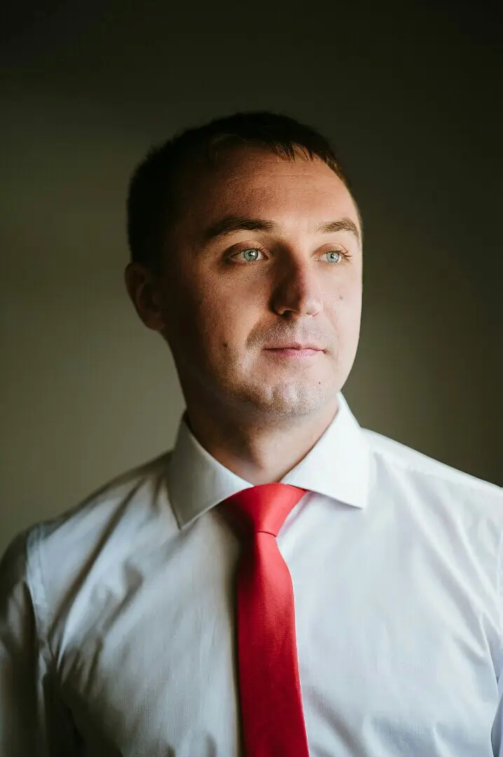 Дмитрий Шутов