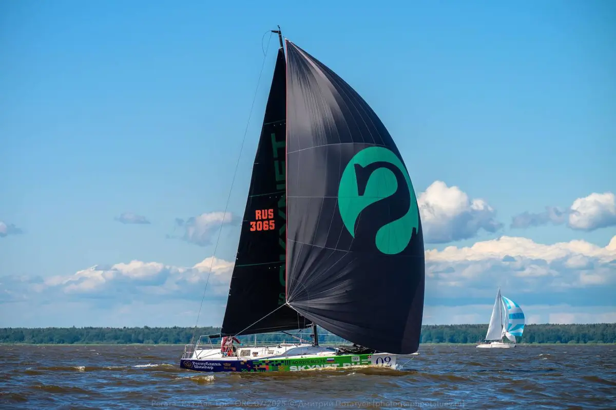 Из корпоративного спорта — в профессиональный яхтинг ⛵️
Недавно мы рассказывали, что регаты уже пятый сезон остаются частью корпоративной культуры SkyNet | Сетка — социальная сеть от hh.ru