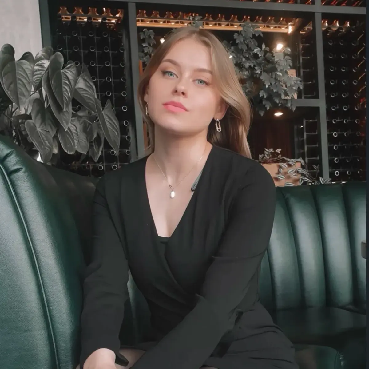 Анна Мельник