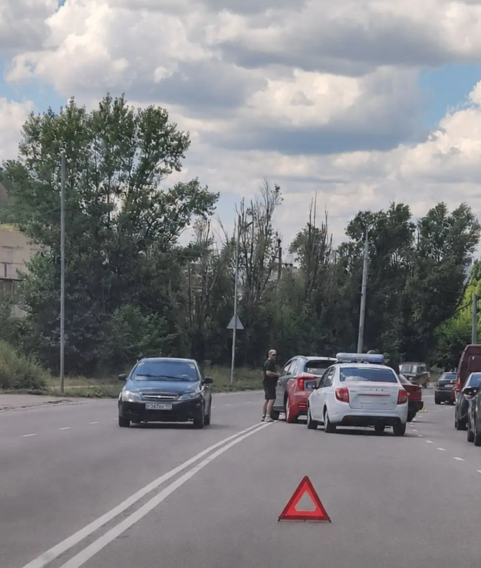 ДТП возле автобазы в Макеевке | Сетка — социальная сеть от hh.ru