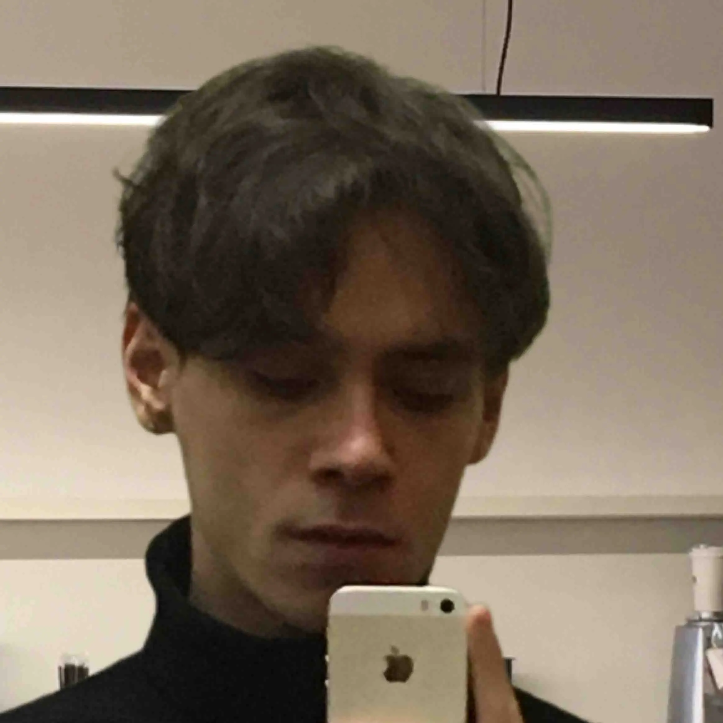 Олег Сафонов