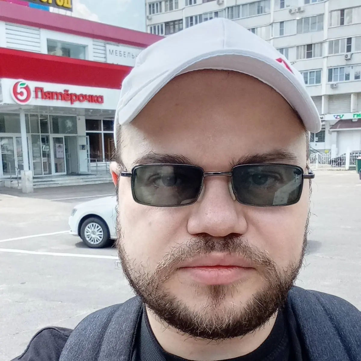 Стас Жихарев