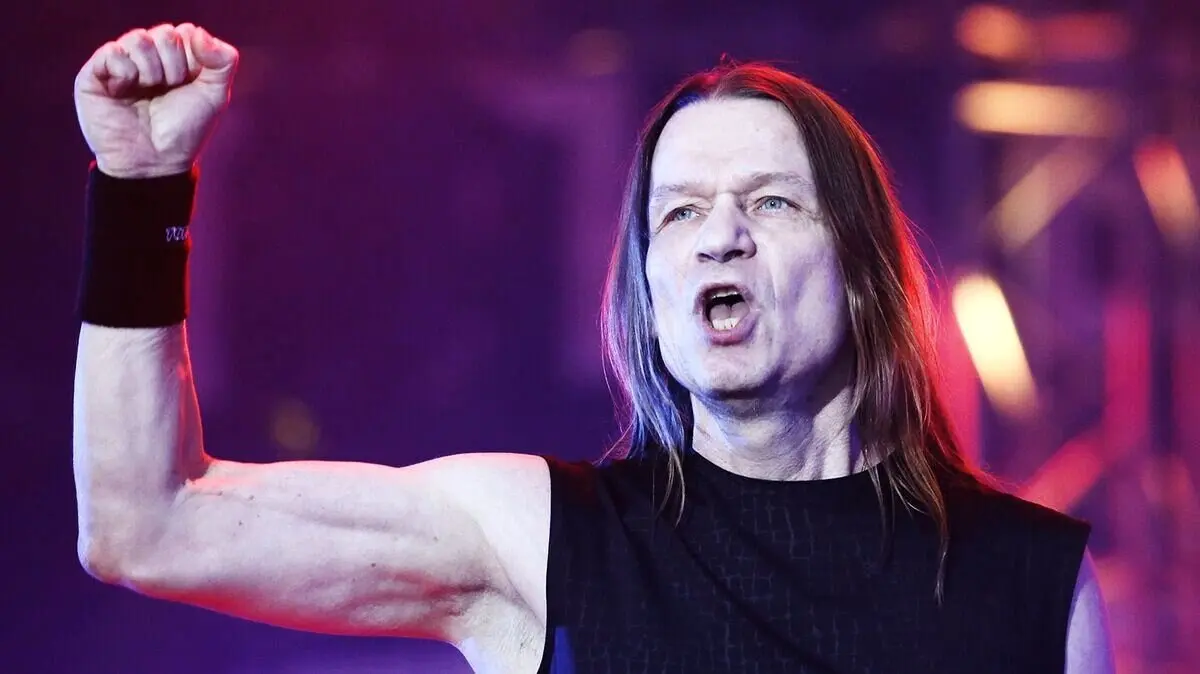 12 июля 1958 года родился Валерий Кипелов — легендарный голос русского рока 🎤, вокалист-фронтмен, чье имя стало символом целой эпохи ✨ | Сетка — социальная сеть от hh.ru