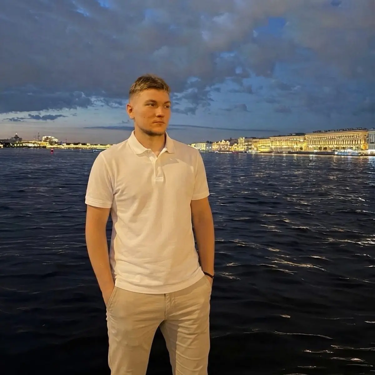 Сергей Толстиков