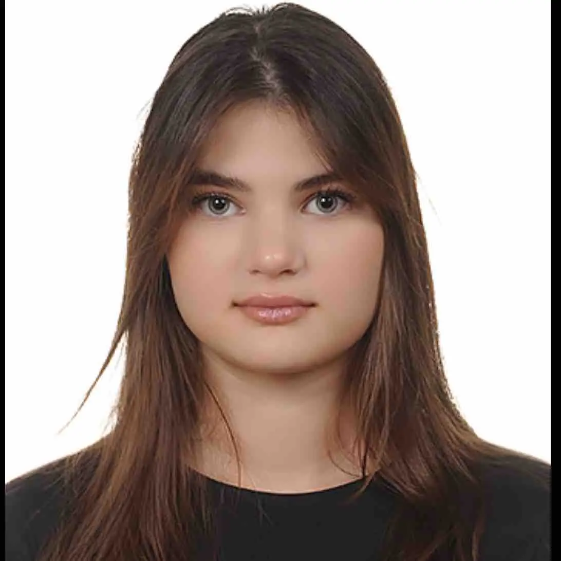 Александра Гольденберг