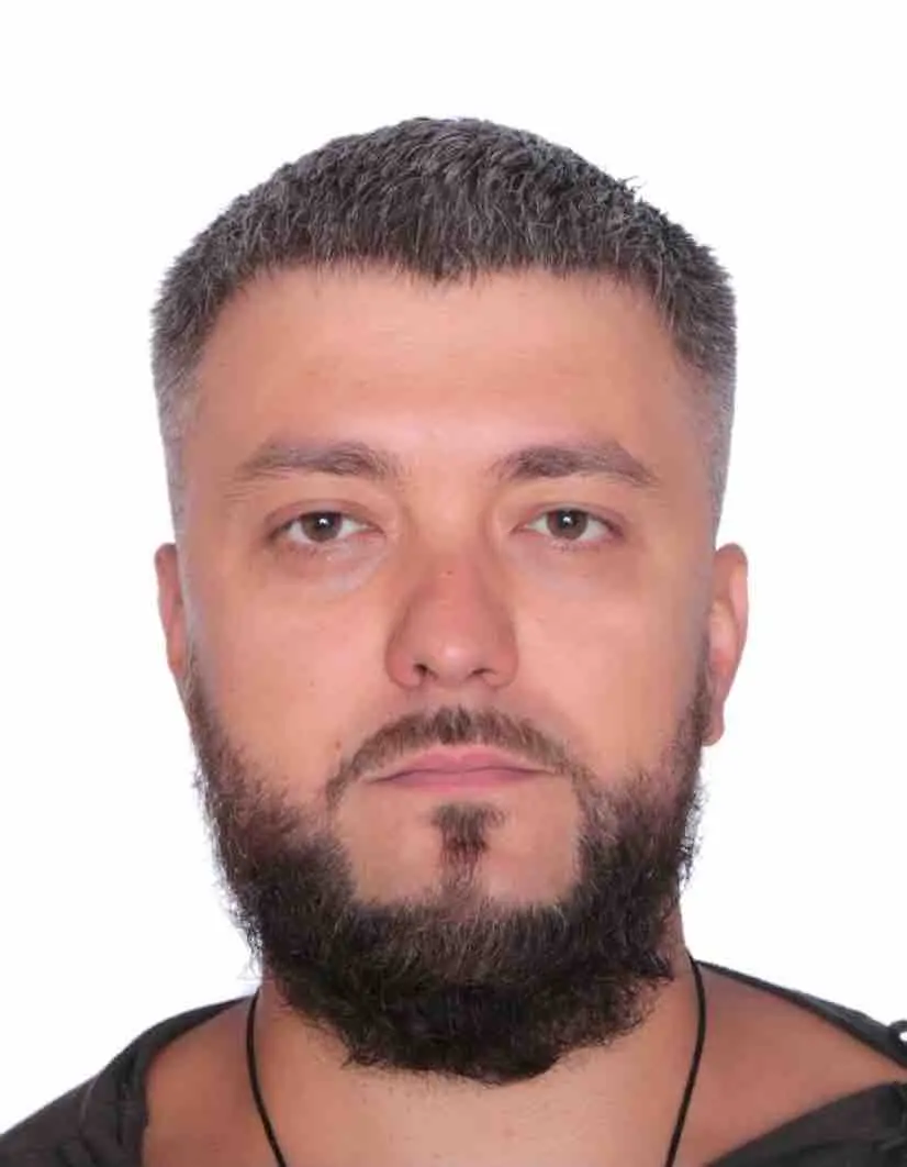 Дмитрий Медведь