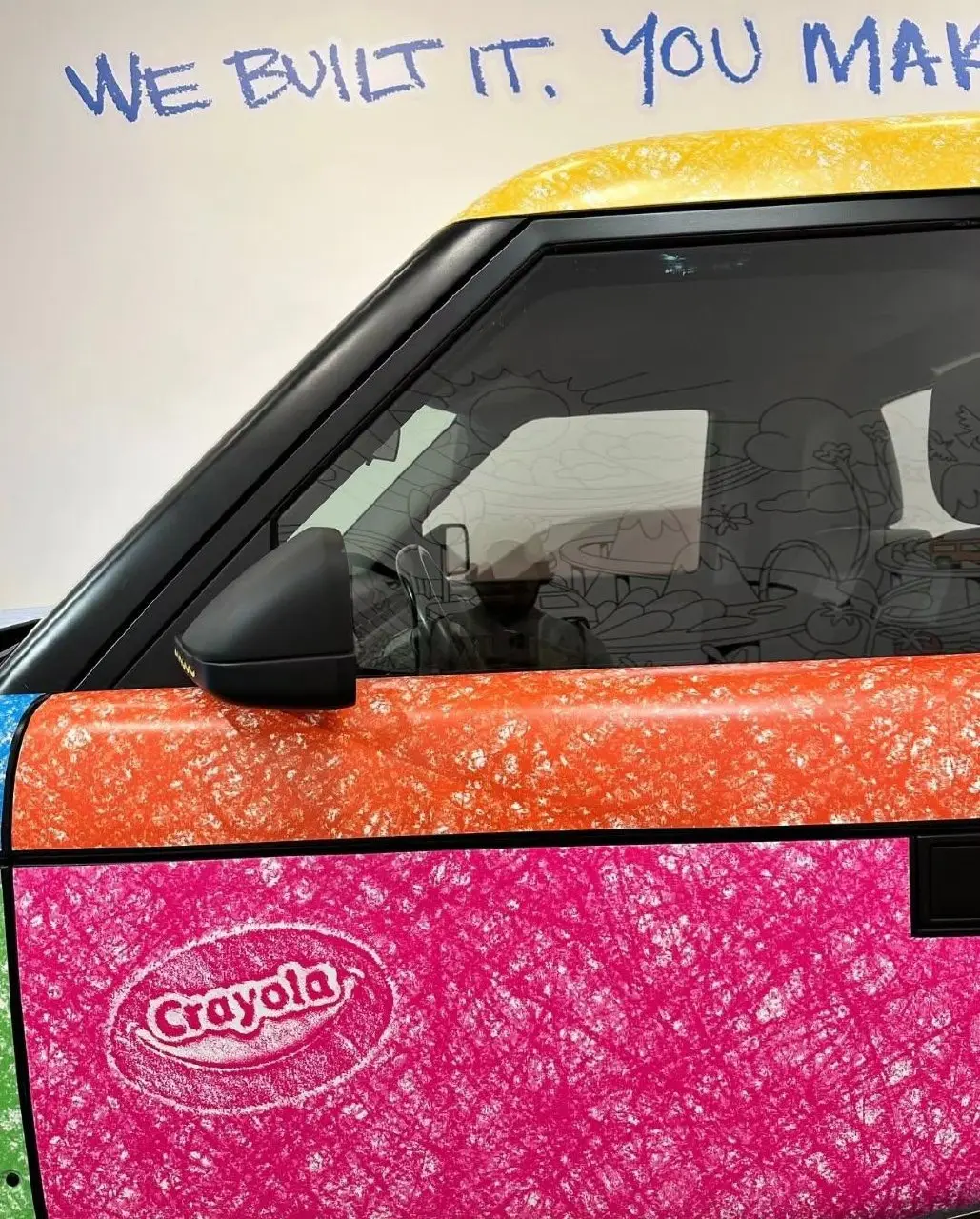 Бренд художественных товаров Crayola продолжает развивать направление коллабораций. На этот раз компания объединилась со стартапом по производству электрических пикапов Slate | Сетка — социальная сеть от hh.ru