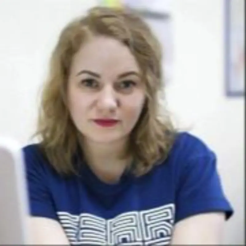 Яна Ковалева