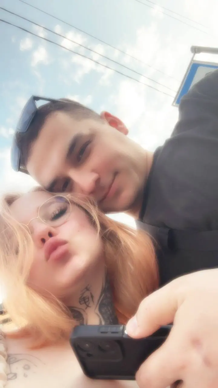 Доброй ночи 🌸
Сегодня решилась вернуть свой блонд 😊
Никогда бы не подумала что с таким цветом я буду выглядеть милее, хахаха
Безумно довольна что решилась на это, теперь жду августа, чтобы еще раз осв... | Сетка — социальная сеть от hh.ru
