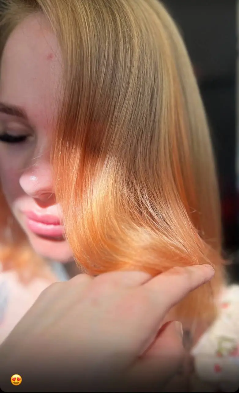 Доброй ночи 🌸
Сегодня решилась вернуть свой блонд 😊
Никогда бы не подумала что с таким цветом я буду выглядеть милее, хахаха
Безумно довольна что решилась на это, теперь жду августа, чтобы еще раз осв... | Сетка — социальная сеть от hh.ru