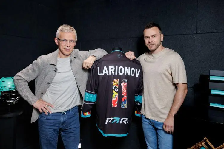 🏒💰 Почему PARI выбрали именно Игоря Ларионова?
Недавно стало известно, что PARI завершила сотрудничество с Игорем Ларионовым в качестве амбассадора | Сетка — социальная сеть от hh.ru