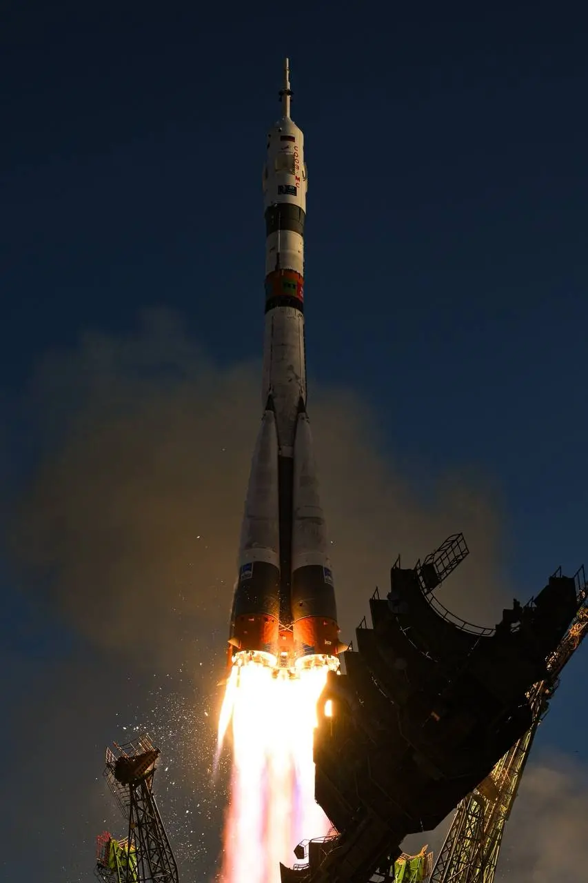 📸 Предлагаем скрасить ожидание трансляции открытия люков — любуемся снимками пуска от Артема Пылаева | Сетка — социальная сеть от hh.ru