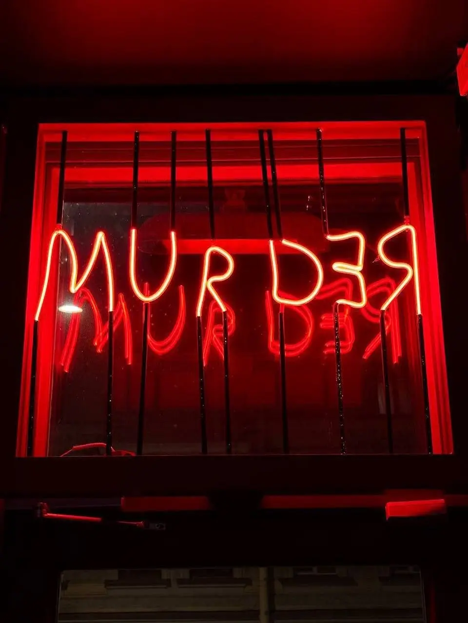 Бар Redrum открыл свои двери!
Всех сегодня угощают бокалом пива Redrum за счёт заведения | Сетка — социальная сеть от hh.ru