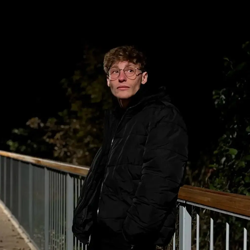 Дмитрий Богомолов