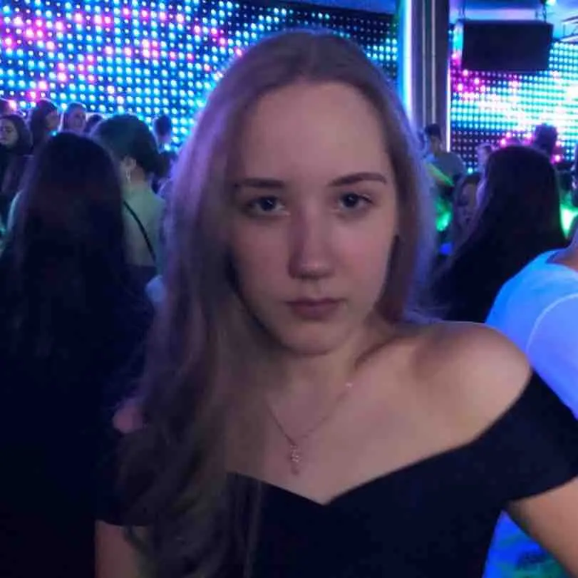 Анна Алексенко