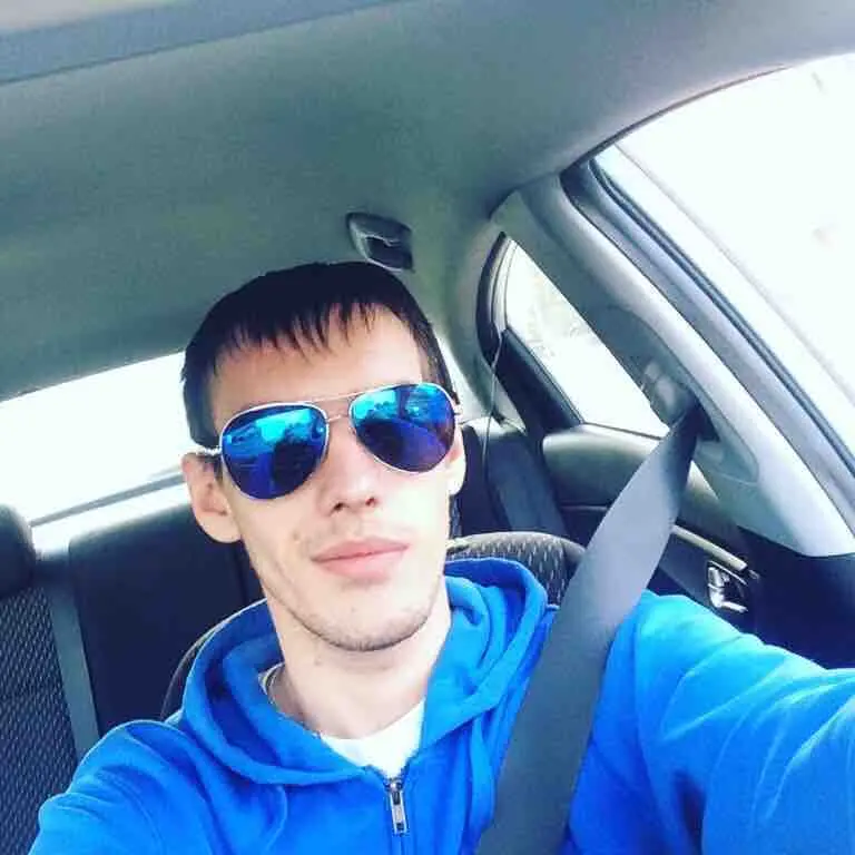 Александр Овчинников