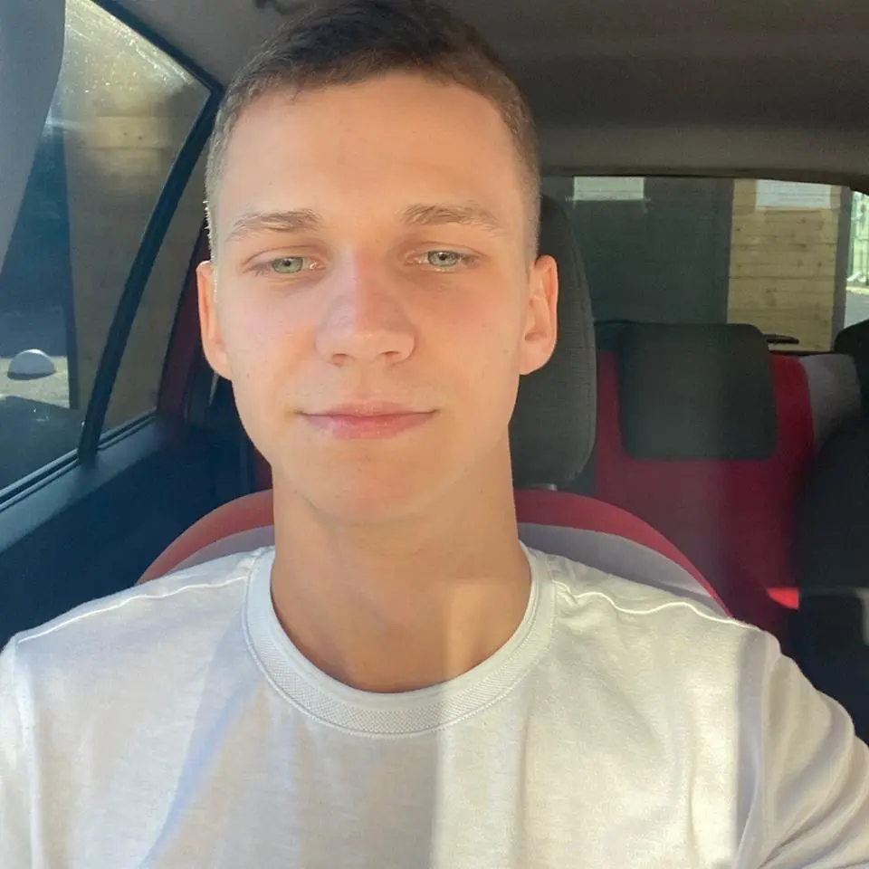 Артём Родионов