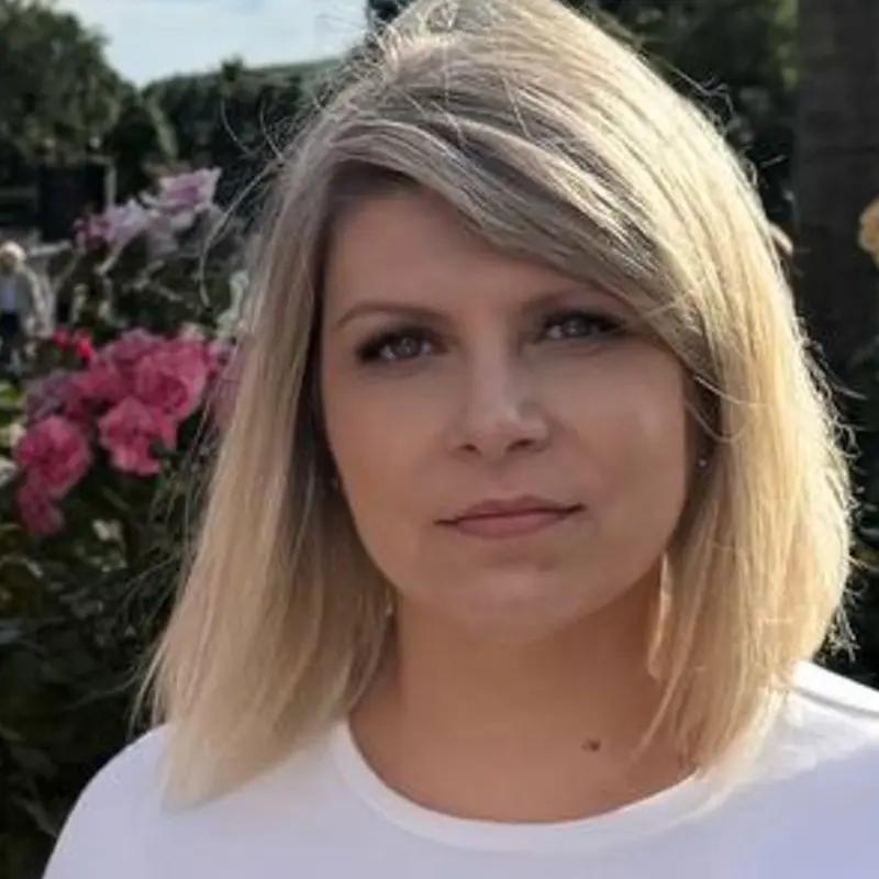 Светлана Суркова