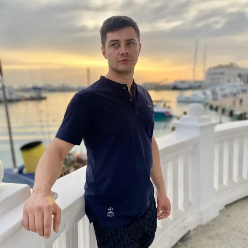 Александр Егоров