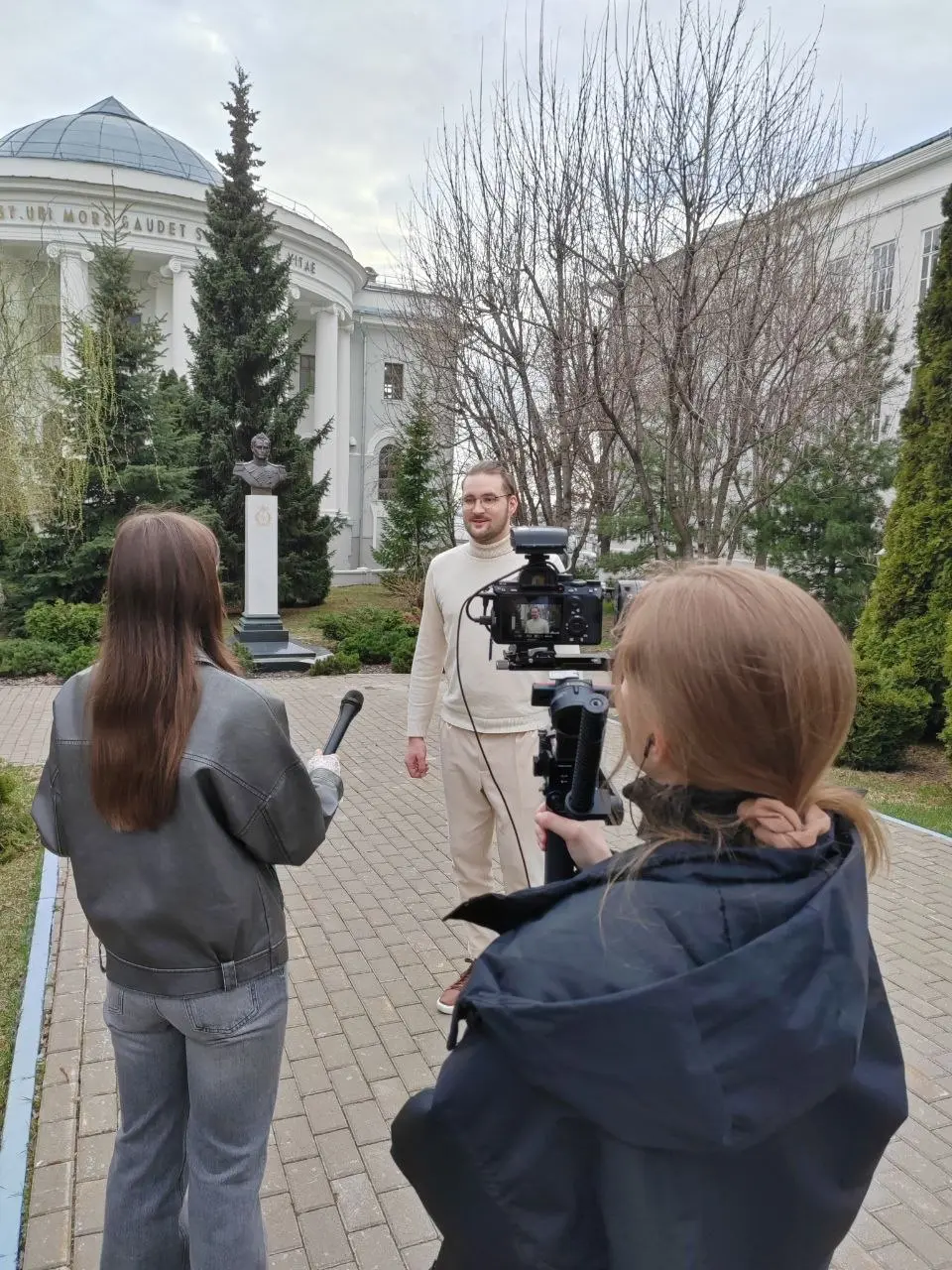 Завершается очередной телевизионный сезон в Молодёжке 📍 Univer TV | Сетка — социальная сеть от hh.ru