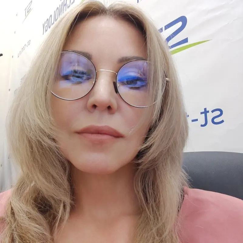 Анна Сухачева