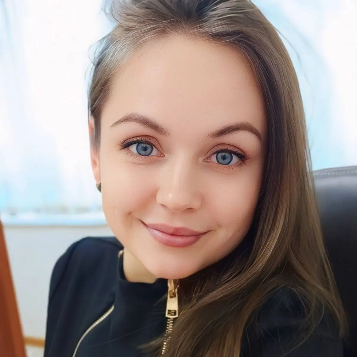 Вероника Айсан