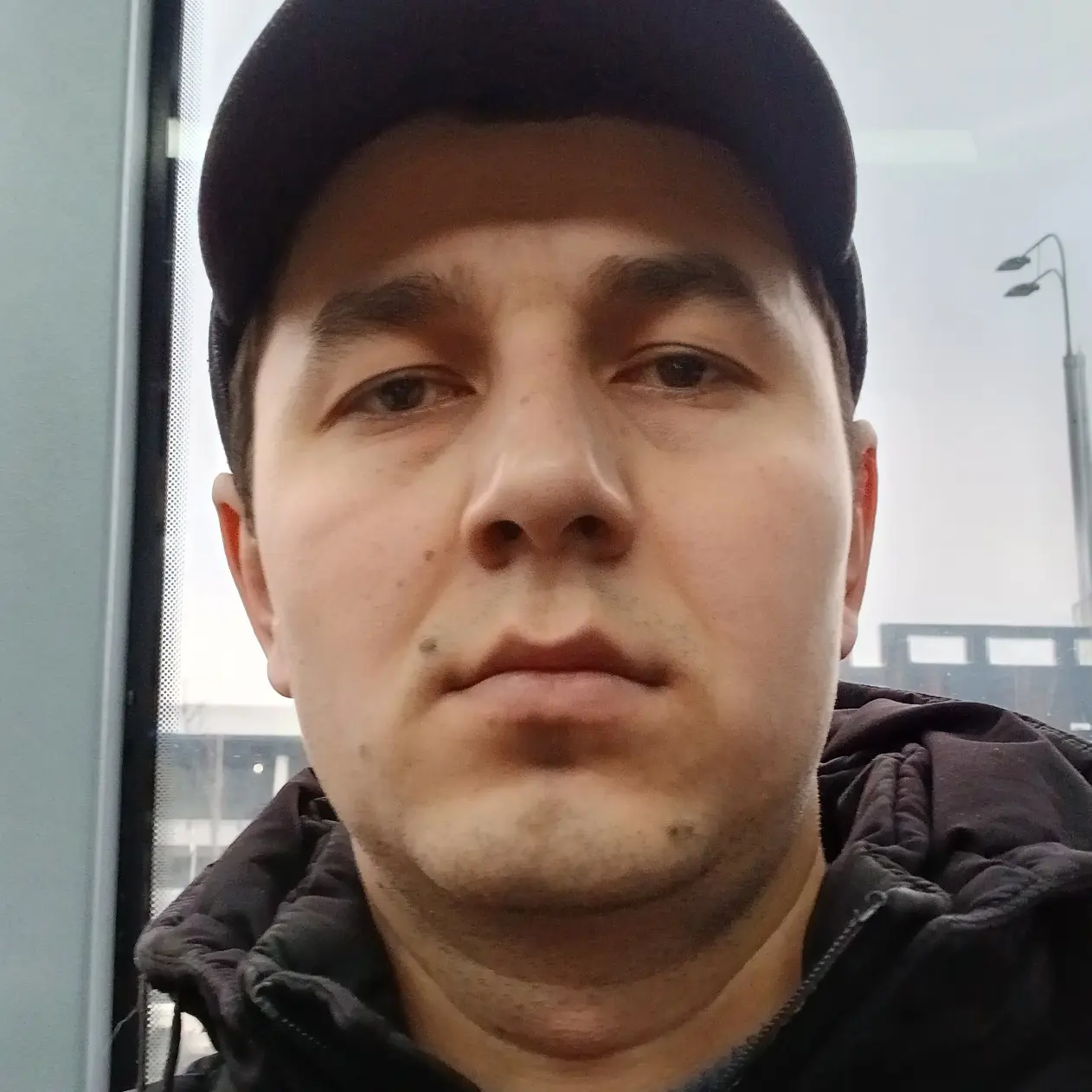 Ферузбек Холиков