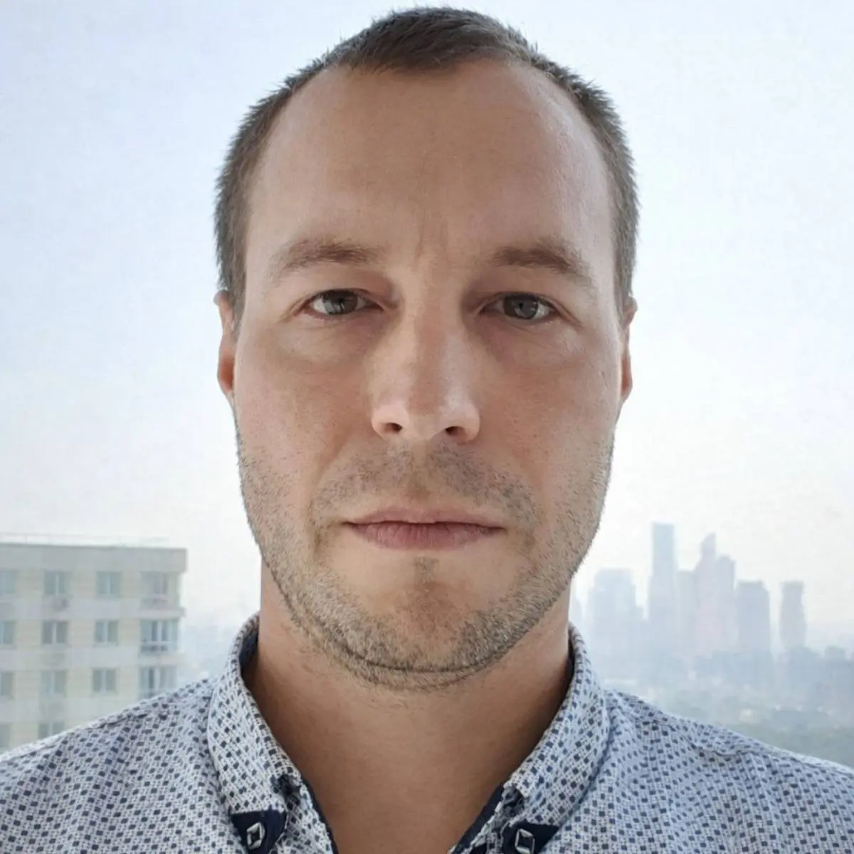 Роман Волков