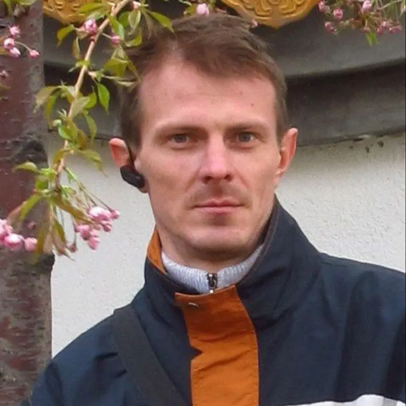 Евгений Тарасов