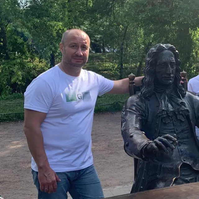 Анатолий Усманов