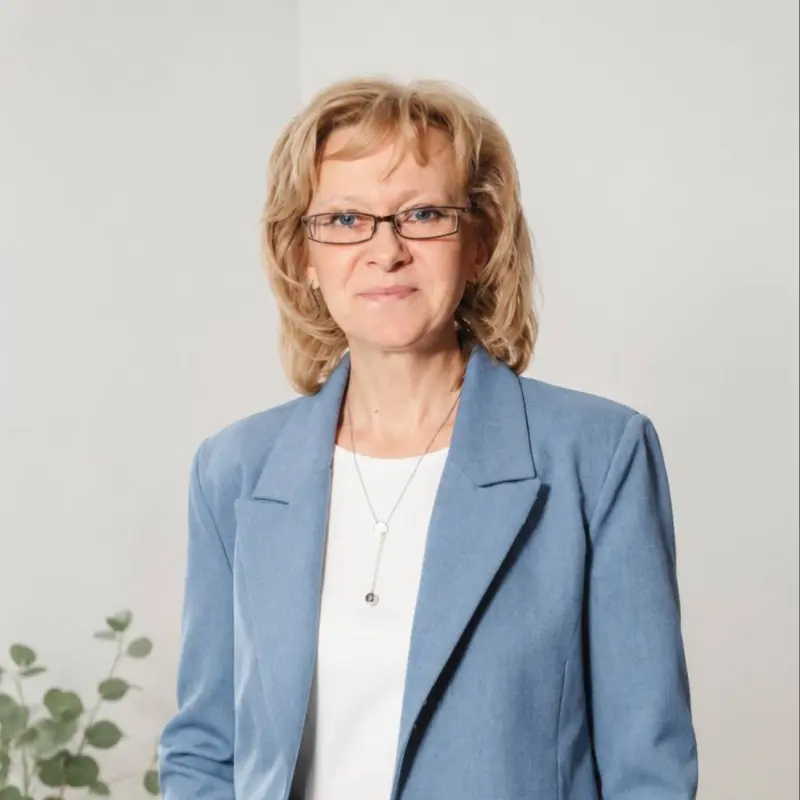 Елена Иванова