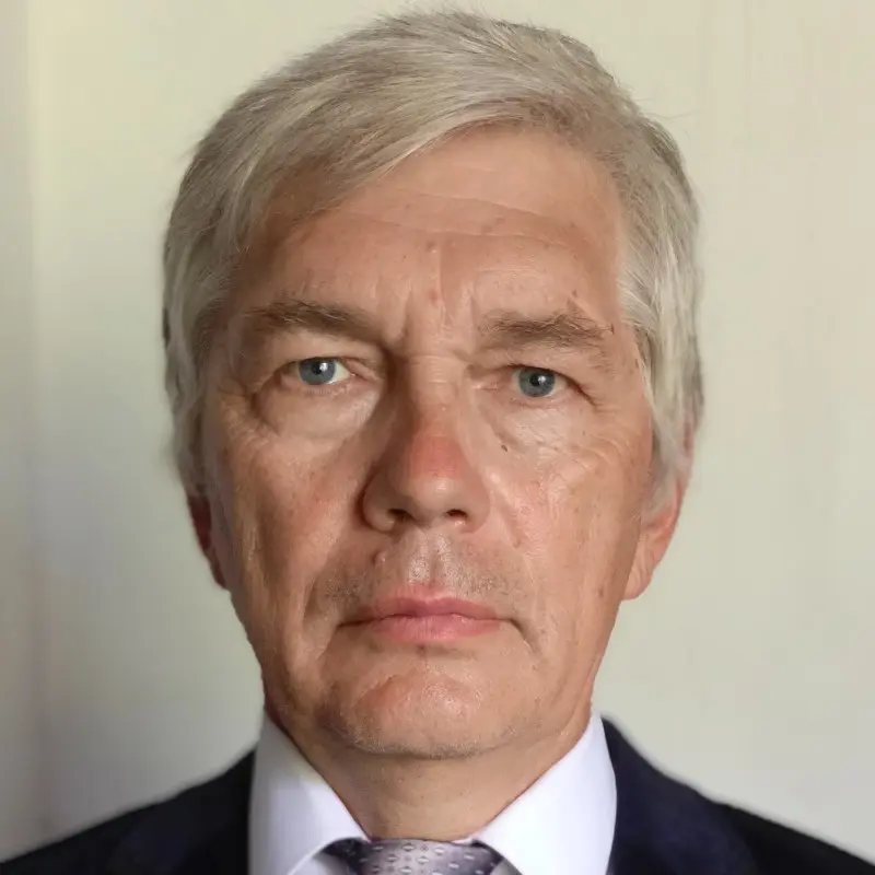 Игорь Новаков