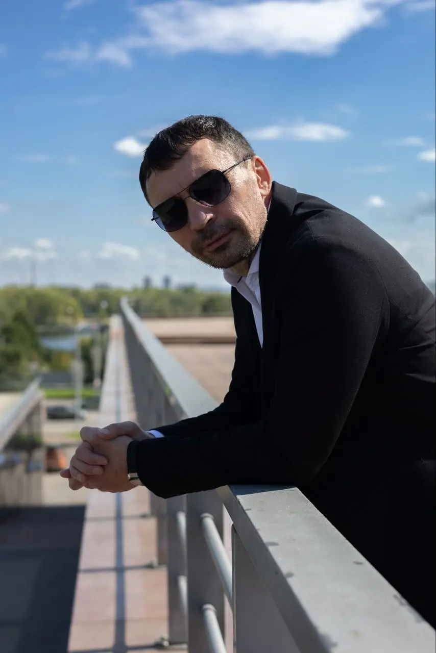 Сегодня поймал себя на одной мысли
Кто инвестирует лучше: мужчины или женщины? Ответ вас, скорее всего, удивит.
Друзья, этот спор можно встретить где угодно | Сетка — социальная сеть от hh.ru
