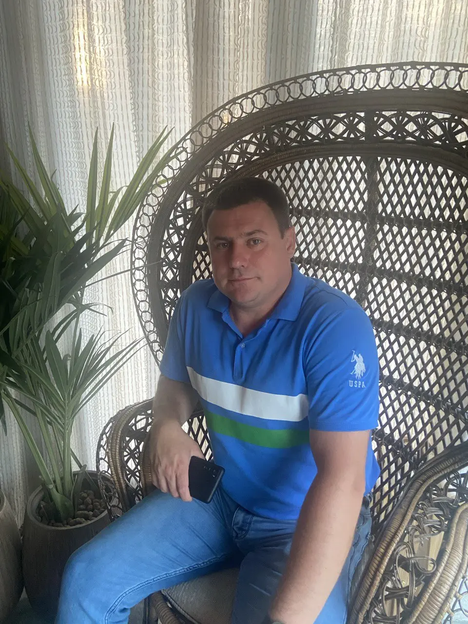 Антон Бобко