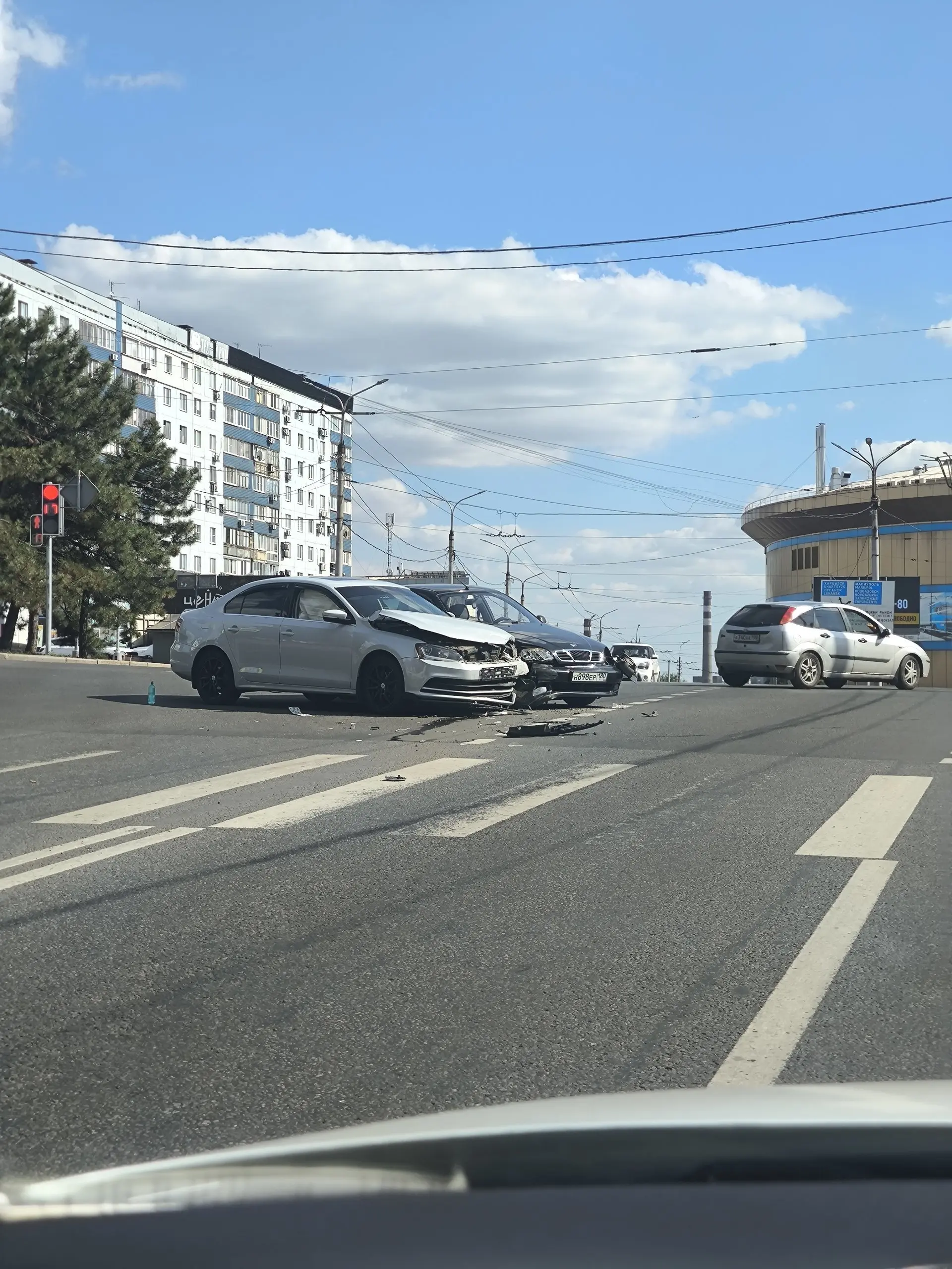 Ещё фото ДТП на золотом кольце | Сетка — социальная сеть от hh.ru