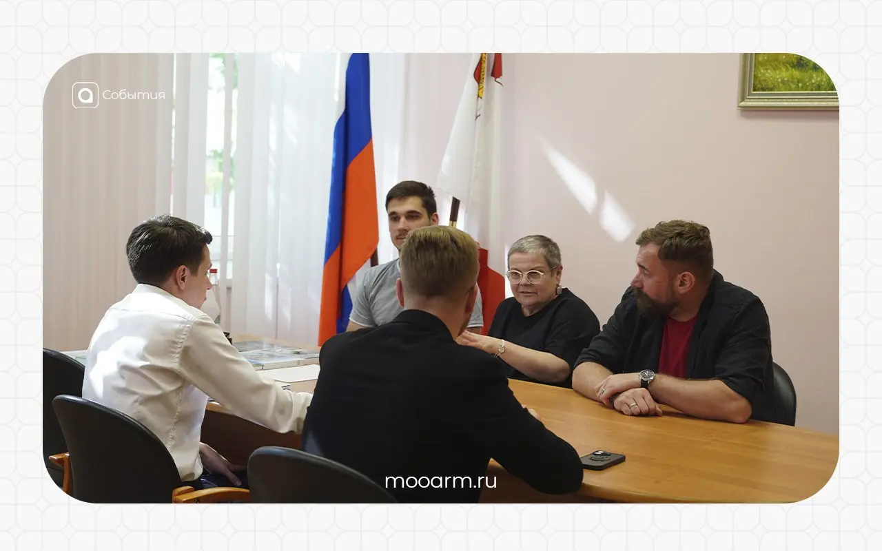 📸 Состоялась встреча «Альянса молодых гуманитариев» с председателем Херсонской областной Думы
15 июля 2026 года на площадке Представительства Вологодской области при Президенте РФ и Правительстве РФ п... | Сетка — социальная сеть от hh.ru