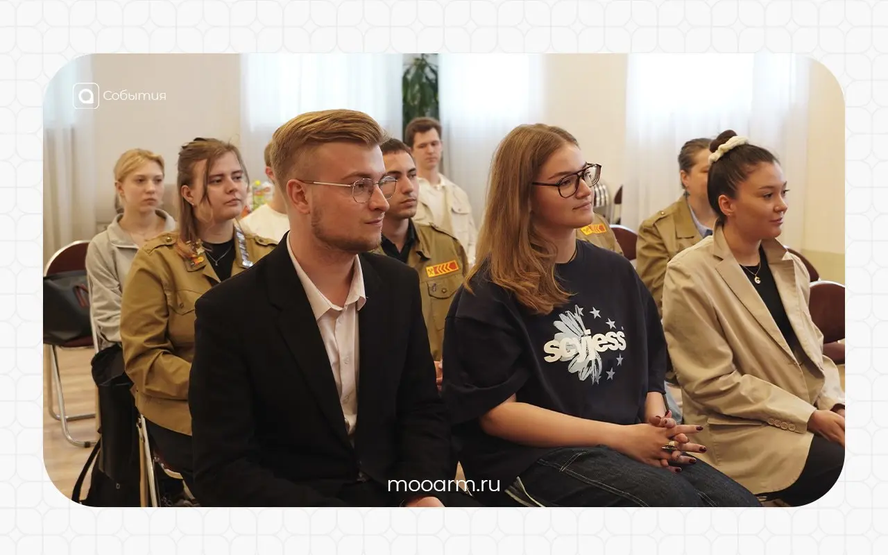 📸 Состоялась встреча «Альянса молодых гуманитариев» с председателем Херсонской областной Думы
15 июля 2026 года на площадке Представительства Вологодской области при Президенте РФ и Правительстве РФ п... | Сетка — социальная сеть от hh.ru