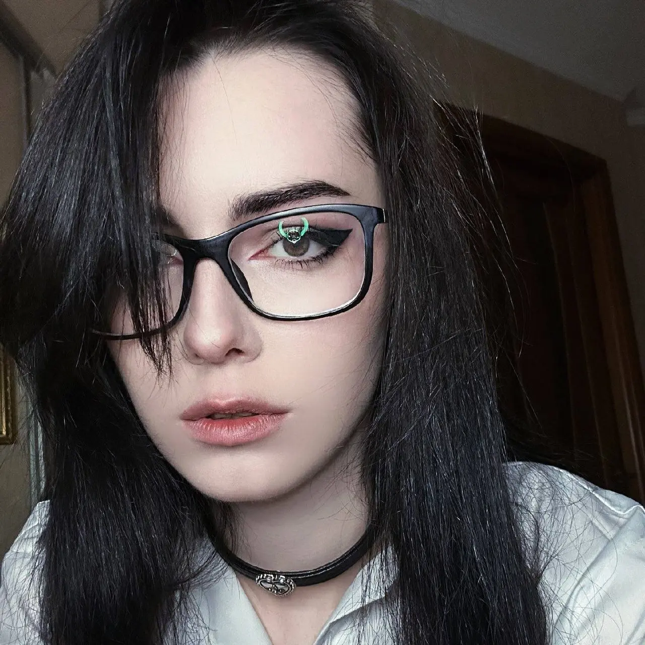 Давно хотела написать этот пост, но всё откладывала.
Я занимаюсь таро уже около пяти лет | Сетка — социальная сеть от hh.ru
