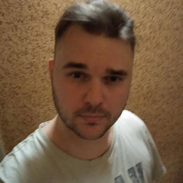 Никита Емельянов