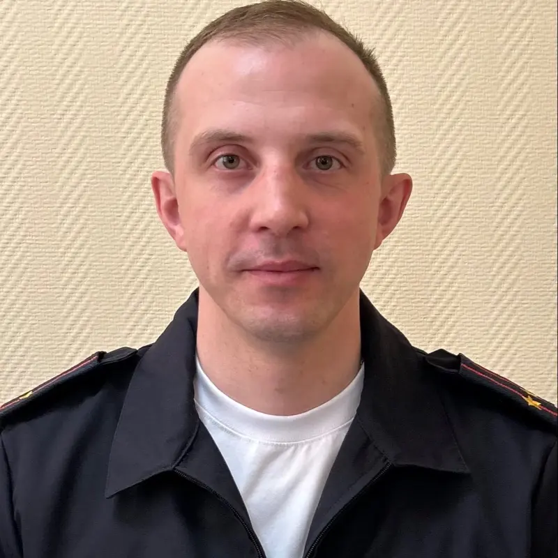 Павел Лавриков
