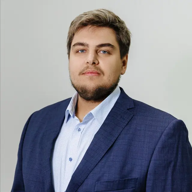 Владислав Егоров
