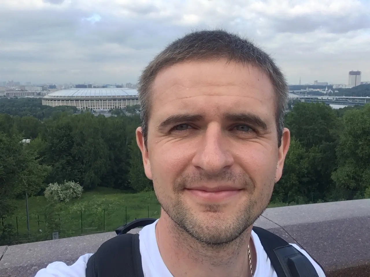 Дмитрий Охотников