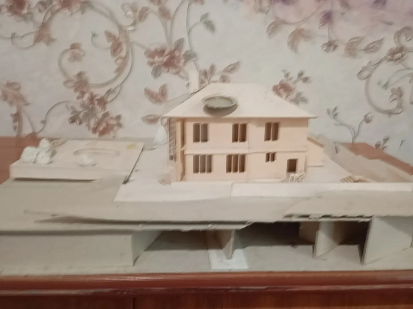 Как вам мои 🏡 и 🖼️? Сохранились ещё📜 со времён 👩🏻‍🎓 в ЮФУ | Сетка — социальная сеть от hh.ru