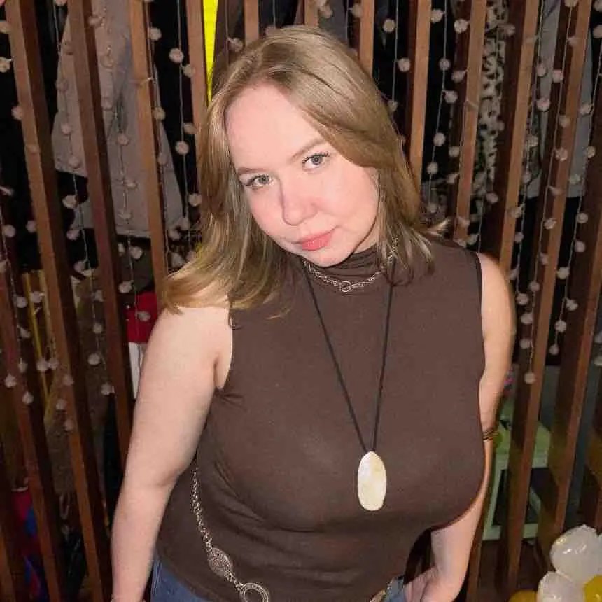 Анна Логунова