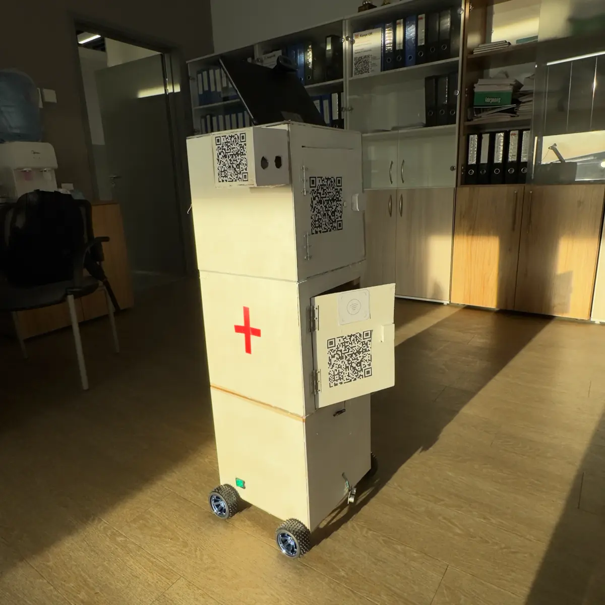 AIMAR (Autonomous Intelligent Medical Assistant Robot | Сетка — социальная сеть от hh.ru