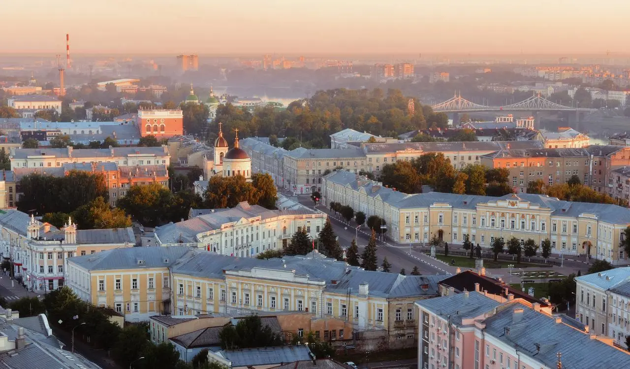 Тверь официально вошла в тур
«Золотое кольцо» России
До 17 лет я прожила в Тверской области, эта новость греет душу и дает надежду на то, что экономика моего родного региона встанет с колен | Сетка — социальная сеть от hh.ru