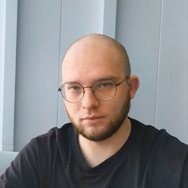 Станислав Хелемендик