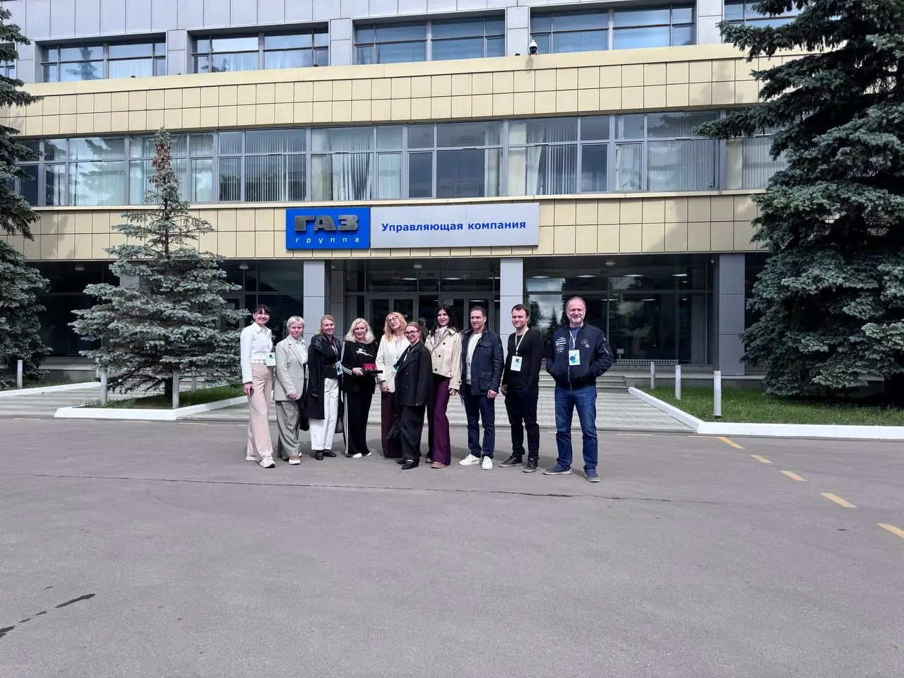 Недавно в рамках бизнес-поездки посетила легендарный Горьковский автозавод в Нижнем Новгороде | Сетка — социальная сеть от hh.ru