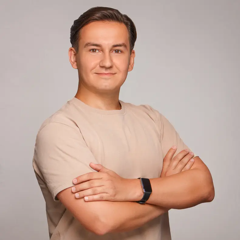 Роберт Салихов